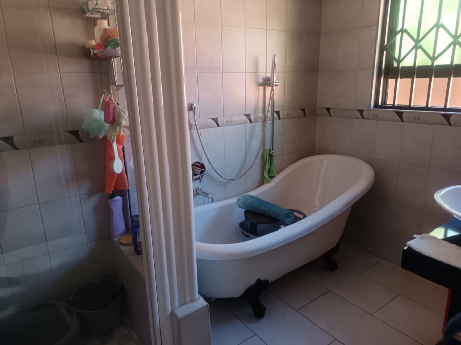 3 Bedroom Property for Sale in Royldene Northern Cape